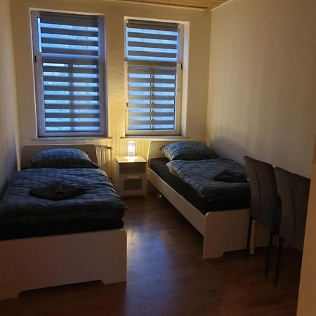 Fewo Nina 2 - Monteurwohnung Weißenfels Exterior foto