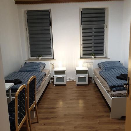 Fewo Nina 2 - Monteurwohnung Weißenfels Exterior foto
