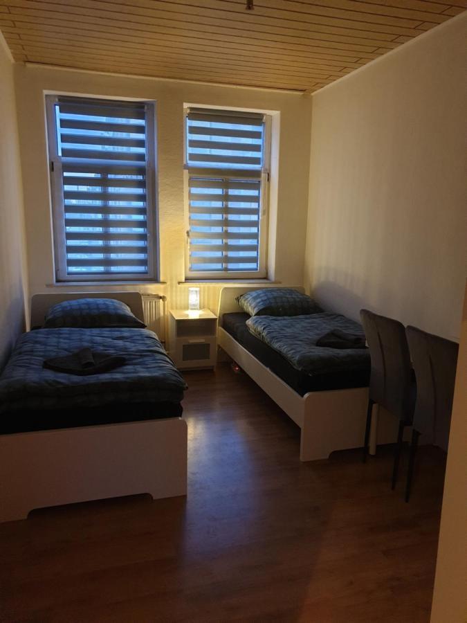 Fewo Nina 2 - Monteurwohnung Weißenfels Exterior foto